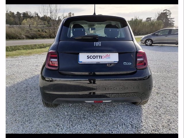FIAT 500e 42 kwh icon