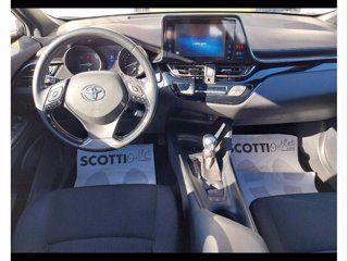 TOYOTA C-HR 1.8 Hybrid E-CVT Active