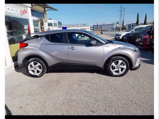 TOYOTA C-HR 1.8 Hybrid E-CVT Active