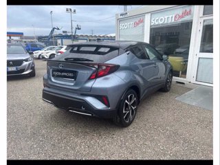 TOYOTA C-HR 2.0 Hybrid E-CVT Trend