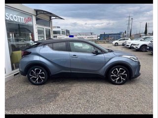 TOYOTA C-HR 2.0 Hybrid E-CVT Trend