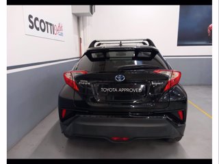 TOYOTA C-HR 1.8 Hybrid E-CVT Toyota Team