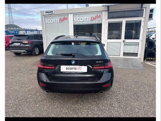 BMW 318d touring mhev 48v business advantage auto