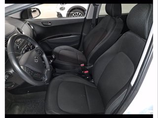 HYUNDAI I10 1.0 mpi tech