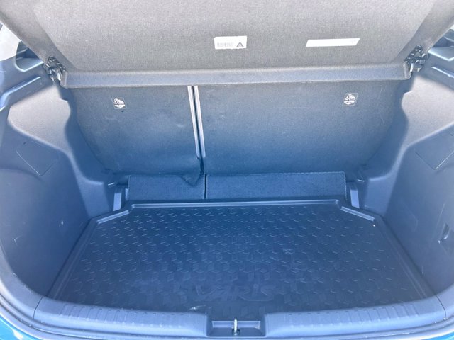 TOYOTA Yaris 1.5 Hybrid 5 porte Active