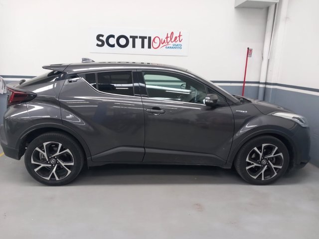 TOYOTA C-hr 1.8h trend e-cvt