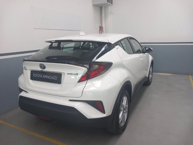 TOYOTA C-hr 1.8h active e-cvt