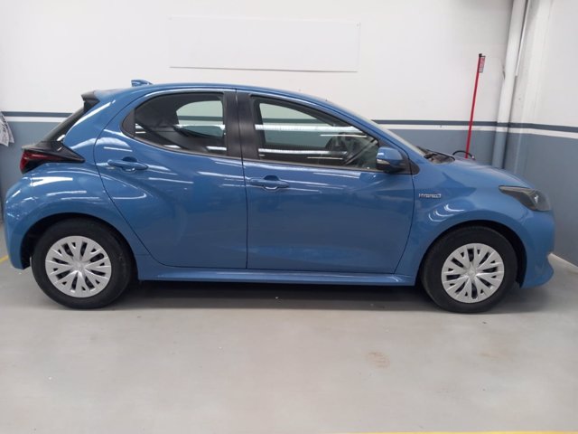 TOYOTA Yaris 1.5 Hybrid 5 porte Active