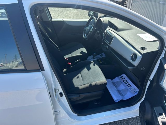 TOYOTA Yaris 5p 1.5h lounge