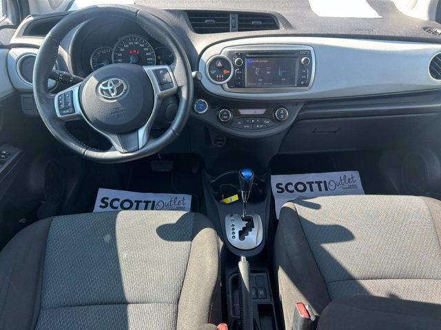 TOYOTA Yaris 5p 1.5h lounge
