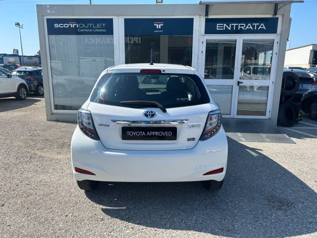 TOYOTA Yaris 5p 1.5h lounge