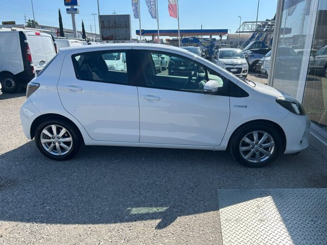 TOYOTA Yaris 5p 1.5h lounge