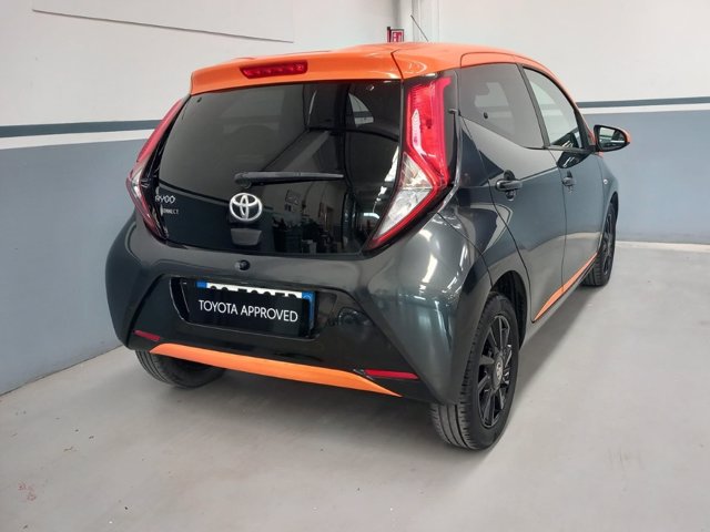 TOYOTA Aygo Connect 1.0 VVT-i 72 CV 5 porte x-wave