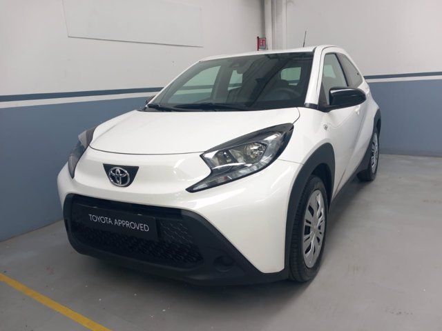 TOYOTA Aygo x 1.0 active 72cv