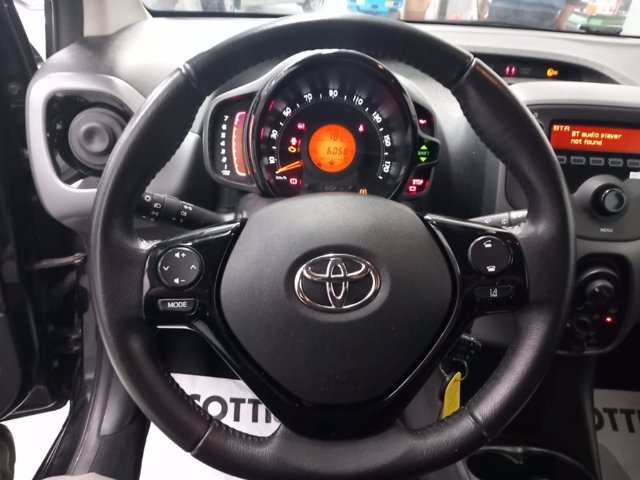 TOYOTA Aygo 3p 1.0 x-cool 72cv