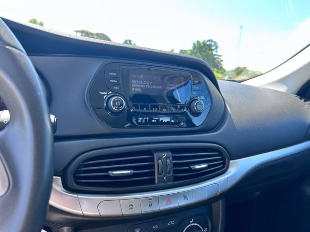 FIAT Tipo sw 1.4 easy 95cv my17