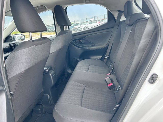 TOYOTA Yaris 1.5h trend