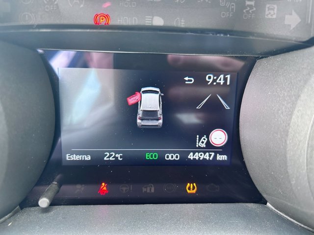 TOYOTA Yaris 1.5h trend