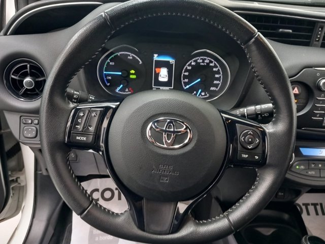 TOYOTA Yaris 5p 1.5h trend white edition