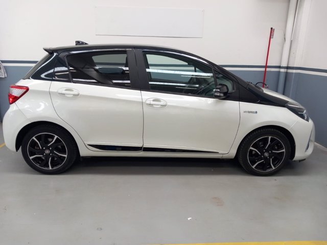 TOYOTA Yaris 5p 1.5h trend white edition