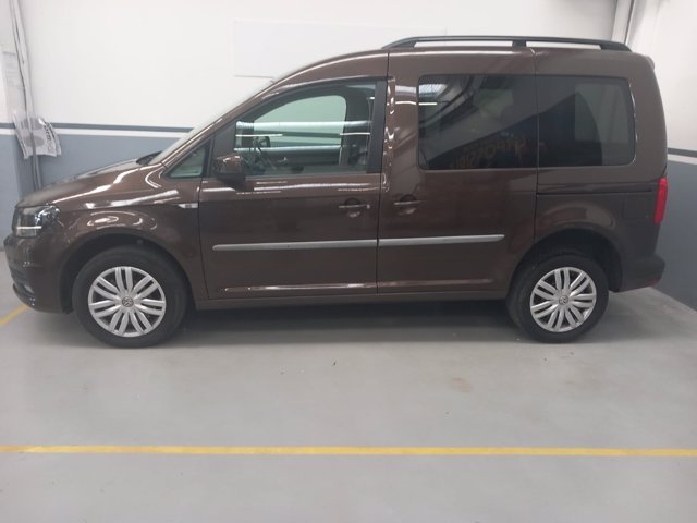 VOLKSWAGEN Caddy 2.0 tdi 122cv 4motion highline E6