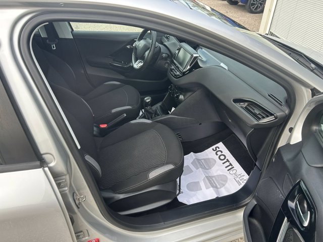 PEUGEOT 208 PureTech 82 5 porte Access