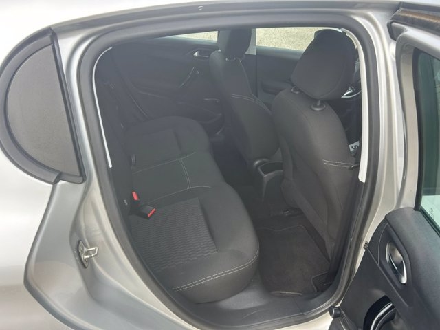 PEUGEOT 208 PureTech 82 5 porte Access