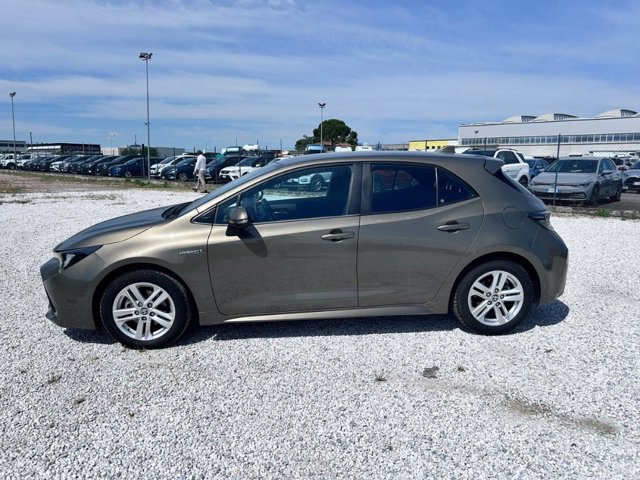 TOYOTA Corolla 1.8 Hybrid Active