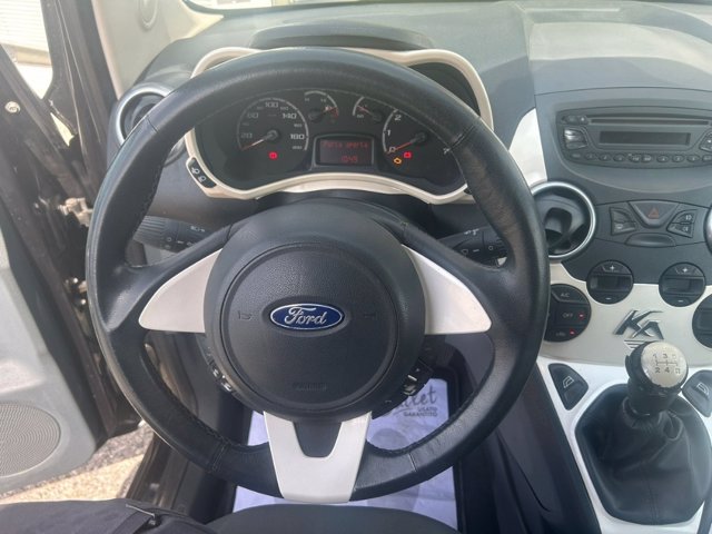 FORD Ka 1.2 8V 69CV Titanium