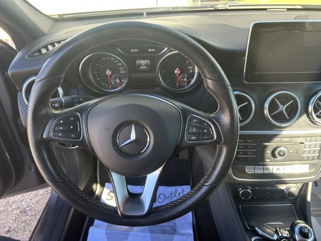 MERCEDES A 180 d Executive