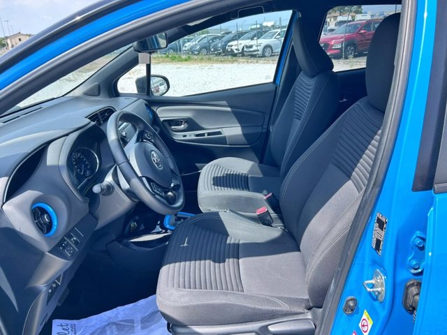 TOYOTA Yaris 1.5 Hybrid 5 porte Trend "Cyan Edition"