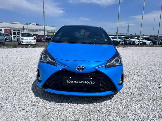 TOYOTA Yaris 1.5 Hybrid 5 porte Trend "Cyan Edition"