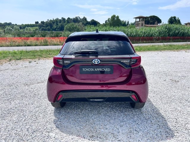 TOYOTA Yaris 1.5h style