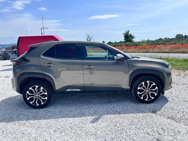 TOYOTA Yaris cross 1.5h trend fwd 116cv e-cvt