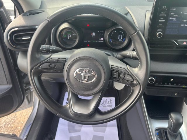 TOYOTA Yaris 1.5h trend