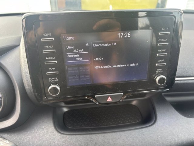 TOYOTA Yaris 1.5h trend