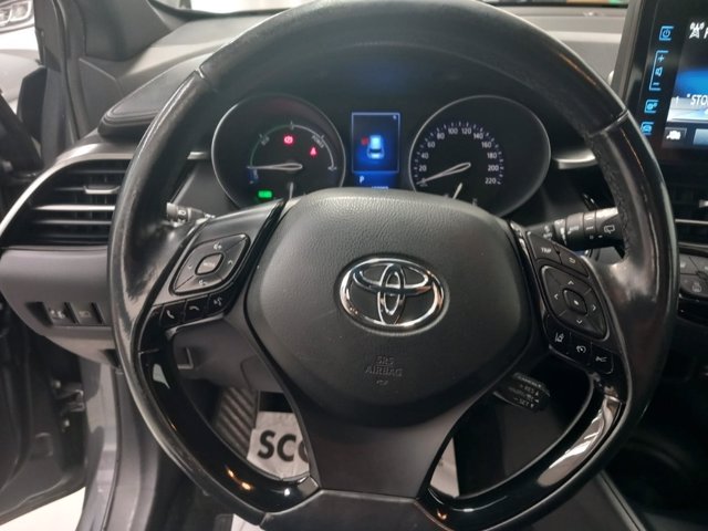 TOYOTA C-hr 1.8h active 2wd e-cvt