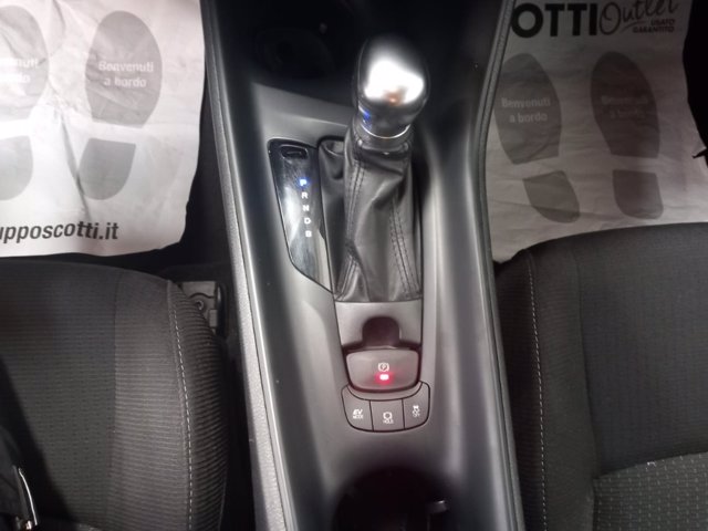 TOYOTA C-hr 1.8h active 2wd e-cvt