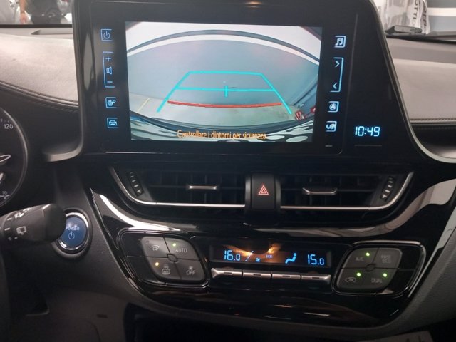 TOYOTA C-hr 1.8h active 2wd e-cvt