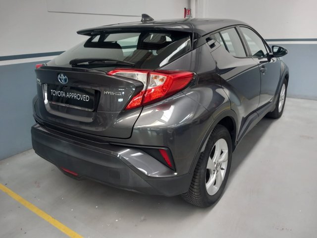 TOYOTA C-hr 1.8h active 2wd e-cvt
