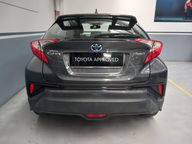 TOYOTA C-hr 1.8h active 2wd e-cvt