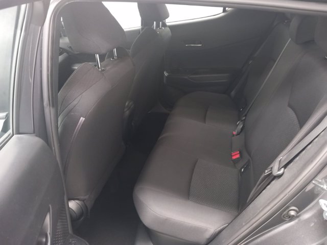 TOYOTA C-hr 1.8h active 2wd e-cvt