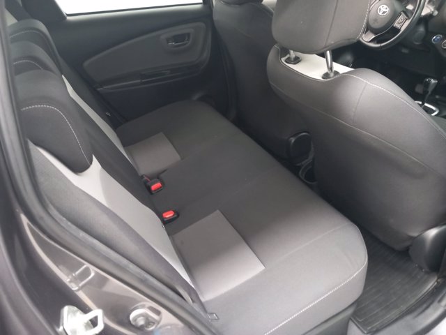 TOYOTA Yaris 1.5 5 porte Active
