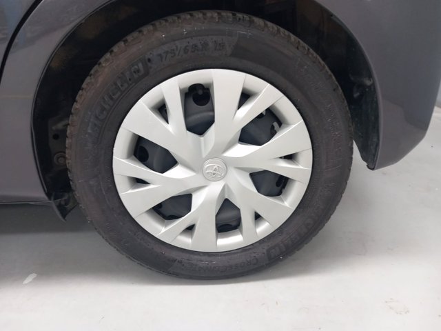 TOYOTA Yaris 1.5 5 porte Active