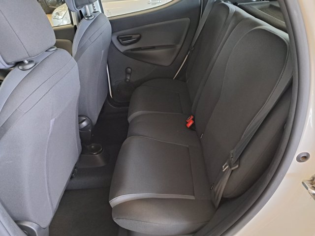 LANCIA Ypsilon 1.2 silver 69cv