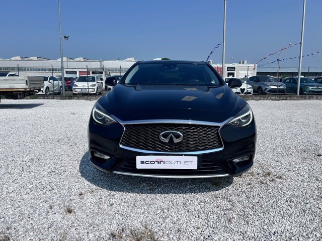 INFINITI Q30 1.5 D 109cv Premium
