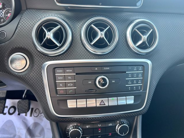 MERCEDES A 180 d Sport