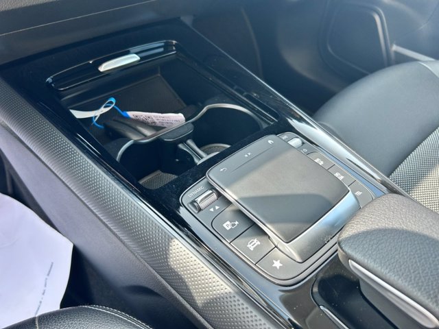 MERCEDES Classe GLA 180 D Business Extra 8G-DCT