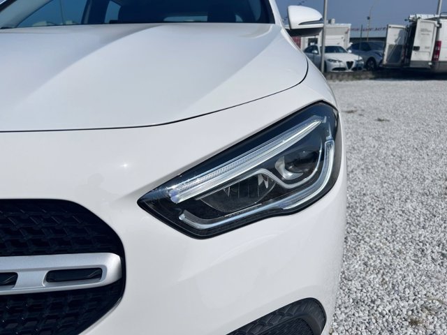 MERCEDES Classe GLA 180 D Business Extra 8G-DCT
