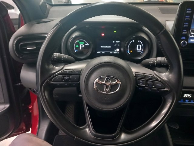 TOYOTA Yaris 1.5h style